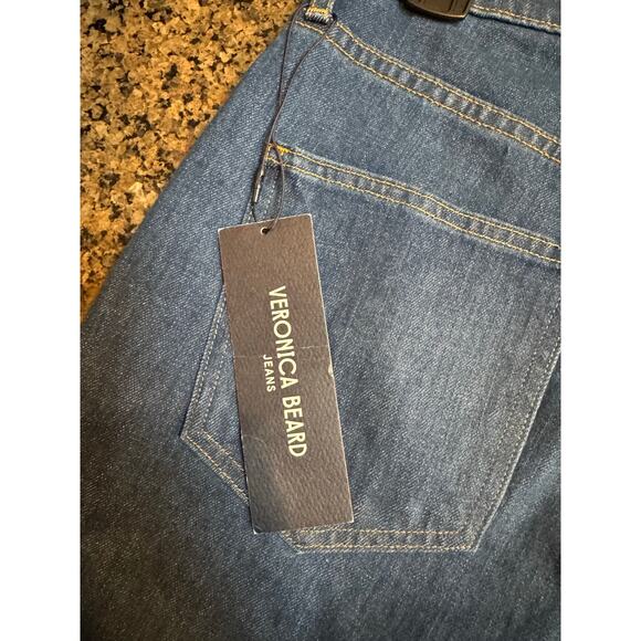 Veronica Beard Carly Crop Kick Flare
Jeans in Cornflower sz 27 NEW $348.00 - Picture 6 of 6